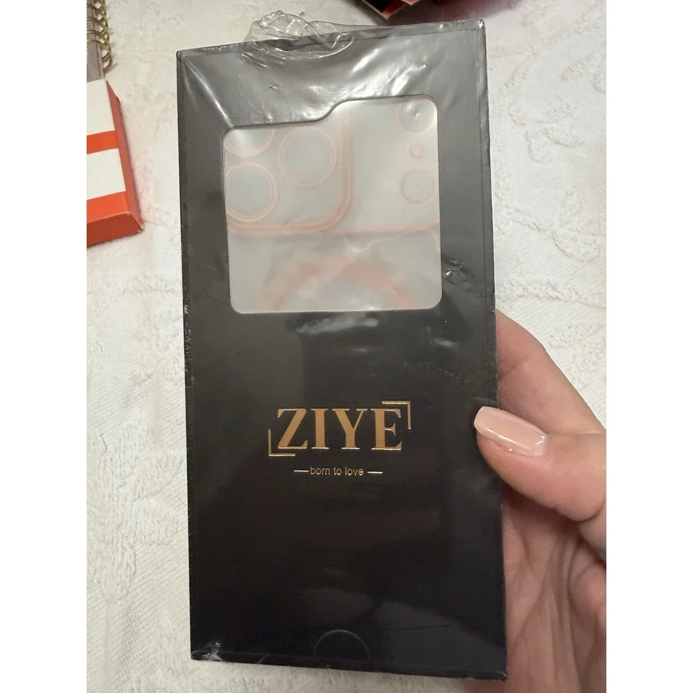 NWT ZIYE iPhone 17 Pro Max MagSafe Magnetic Case Orange Clear Gold Trim TPU